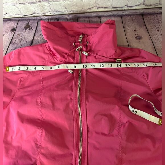 Chico’s (2) Raspberry Pink Cropped Barbiecore Zip Up Funnel Neck Jacket Size L - Picture 9 of 10